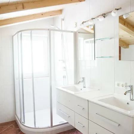 Bauernhof Entalhof Farm stay Finkenberg